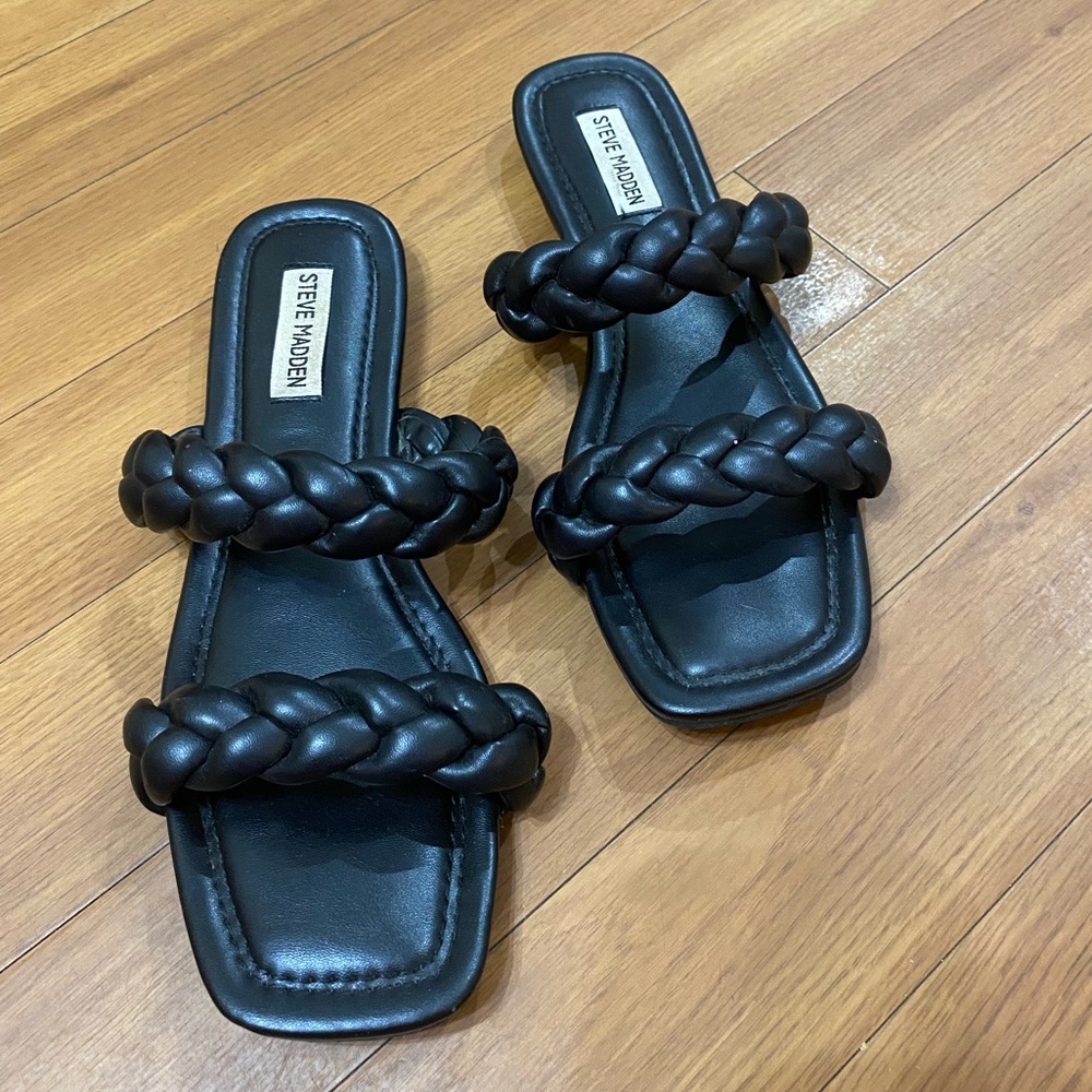Steve Madden Black Square-Toe Braided Sandals | Size 8.5